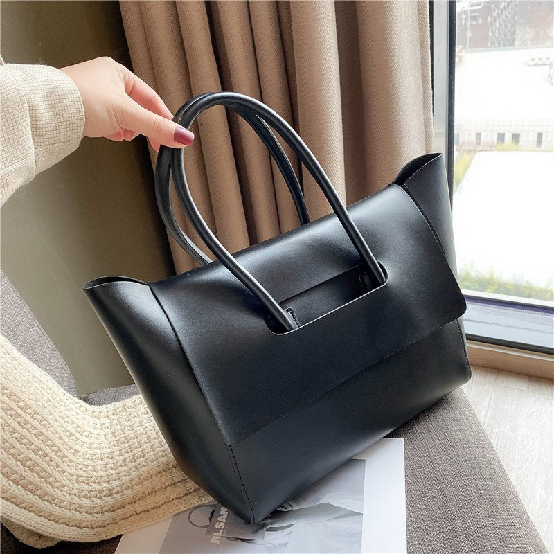 Handbags, Wallets & Cases