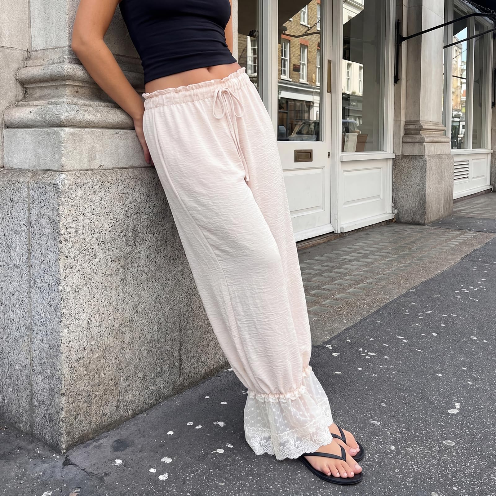Women Bloomers Pants Y2K Flare Lace Trim Vintage Pantaloons Cute Ruffled Pumpkin Pants Capri Pajama Bottoms (APRICOT, L)
